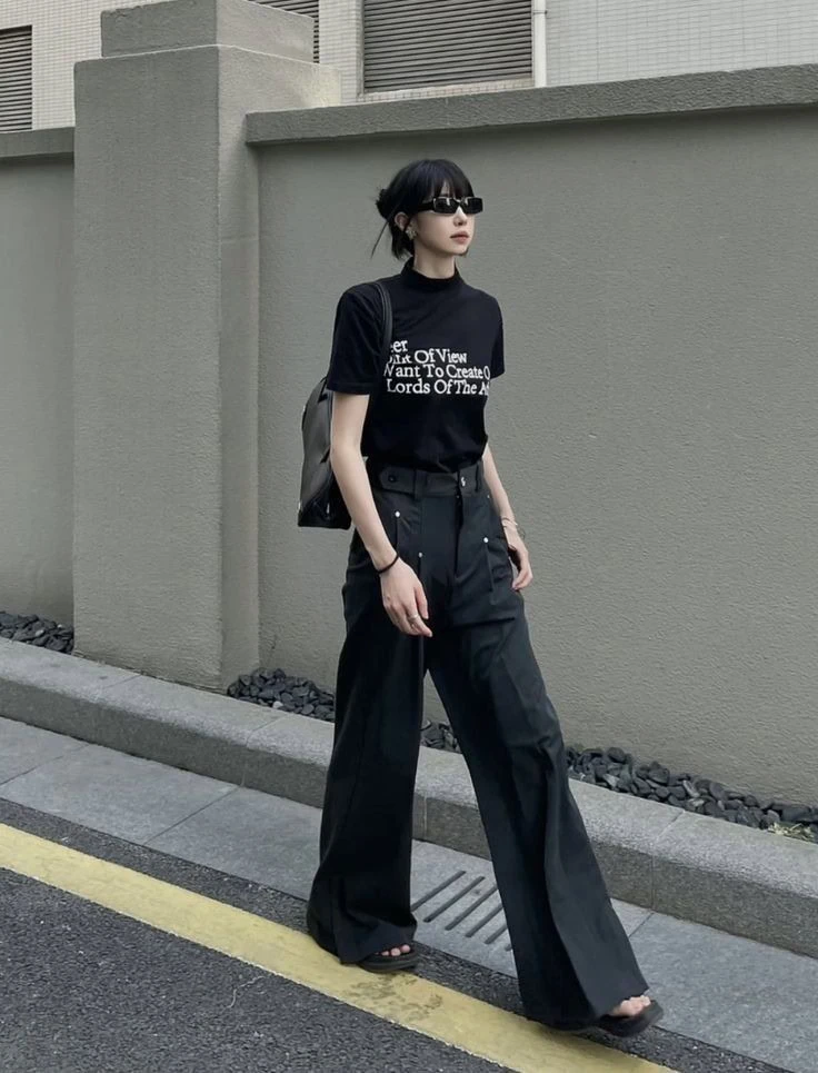 Edgy Graphic Tee With Wide-Leg Trousers