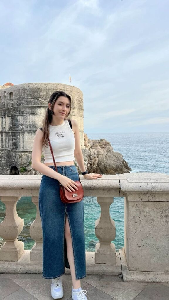 Classic Tank Top with Statement Jeans