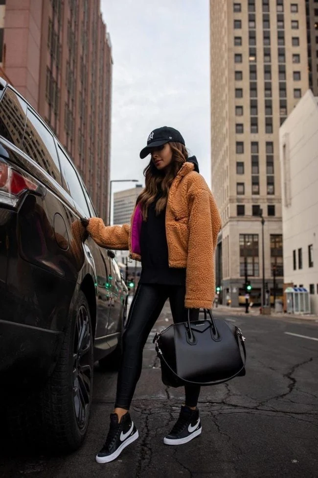 Urban Chic with Teddy Coat Comfort