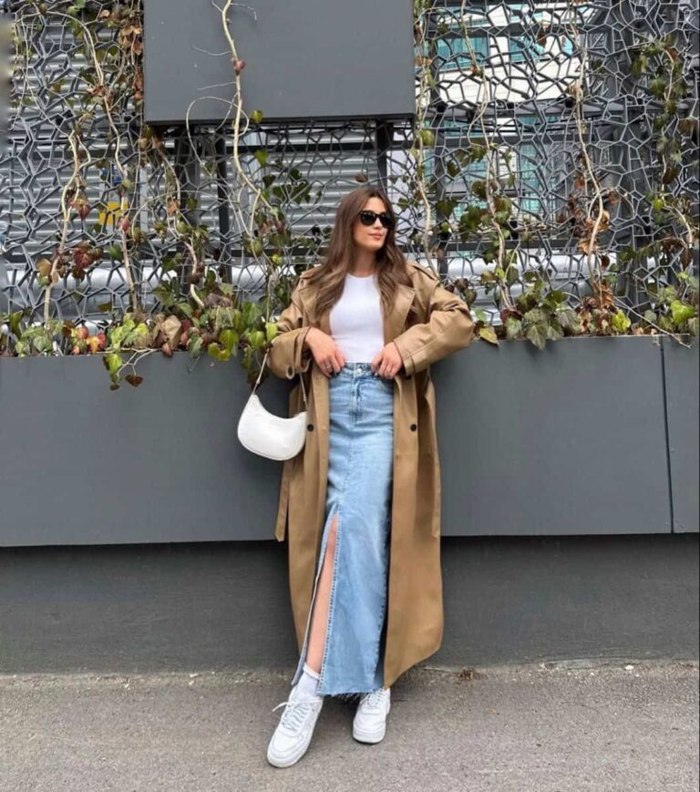Trench Coat and Denim Maxi Chic