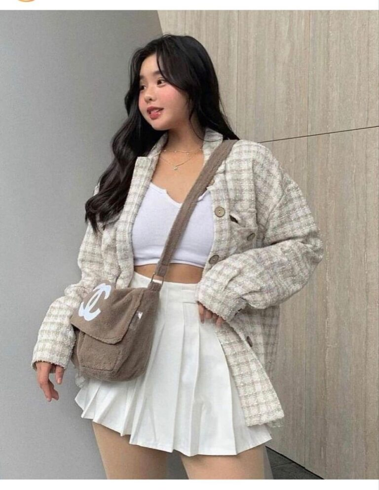 Oversized Blazer with Pleated Skirt